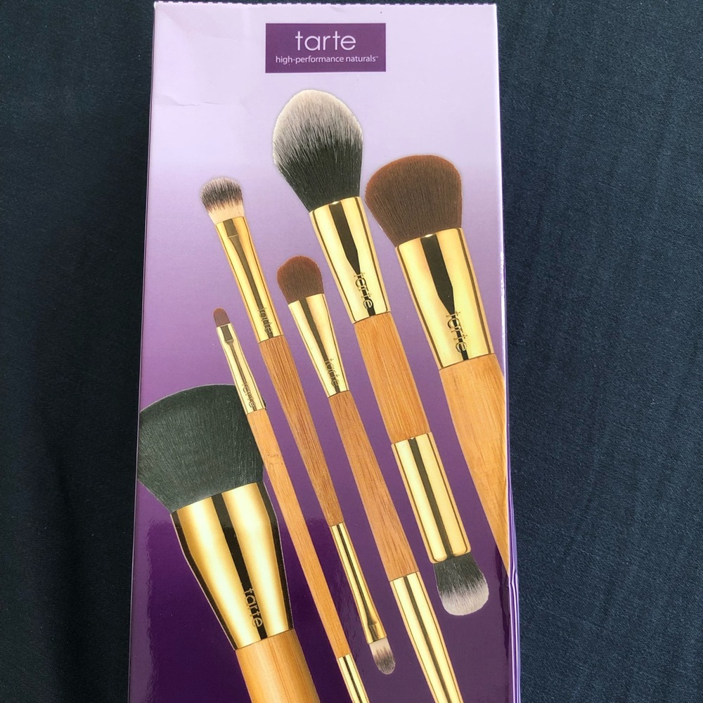 New 6 piece Tarte Makeup Brushes